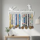 Focis éremtartó névvel – két focista figurával, V-forma, acél fali dekoráció