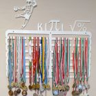 Kézis éremtrartó matek zseniknek