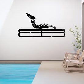 Finswim éremtartó delfin uszonyos figurával