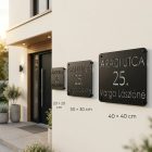 Utcanévtábla méretváltozatai 30, 40 és 50 cm szélességben egymás mellett