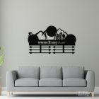 Spartan éremtartó névvel és 3 Trifectával – acél fali dekoráció