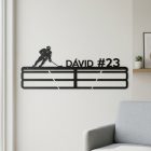 Jégkorong éremtartó névvel és mezszámmal – matt fekete acél, gyerekszoba falán