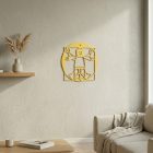 Vitruvius LEGO acél falidísz oldalsó megvilágításban, geometrikus árnyékkal a falon