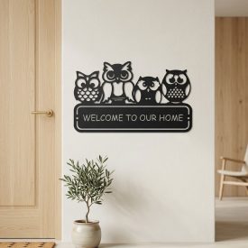 Welcome Home bagoly fali dekoráció 2 mm acélból, matt fekete porfestett kivitelben, előszoba falán